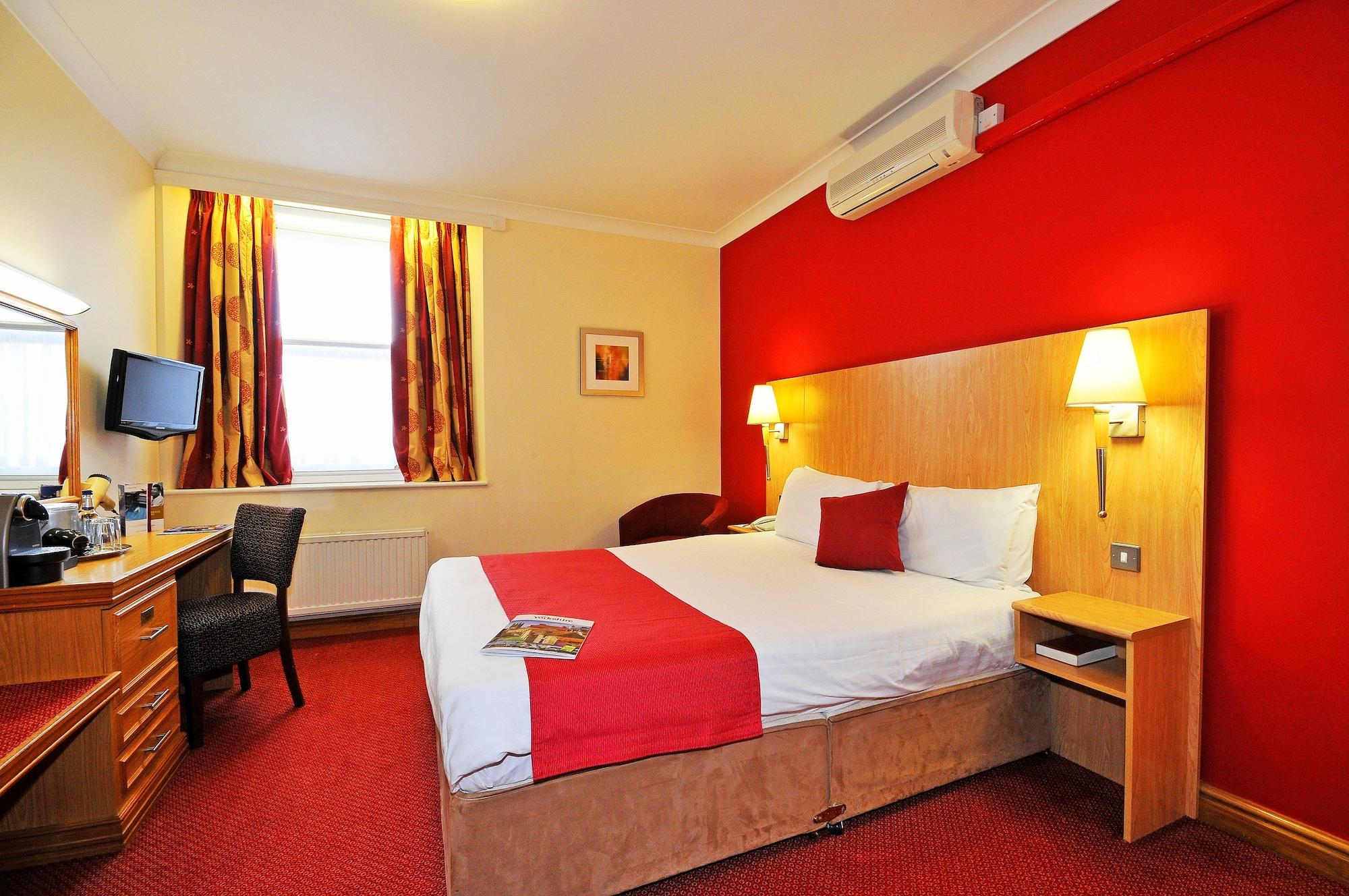 קינגסטון אפון הול The Royal Hotel Hull מראה חיצוני תמונה