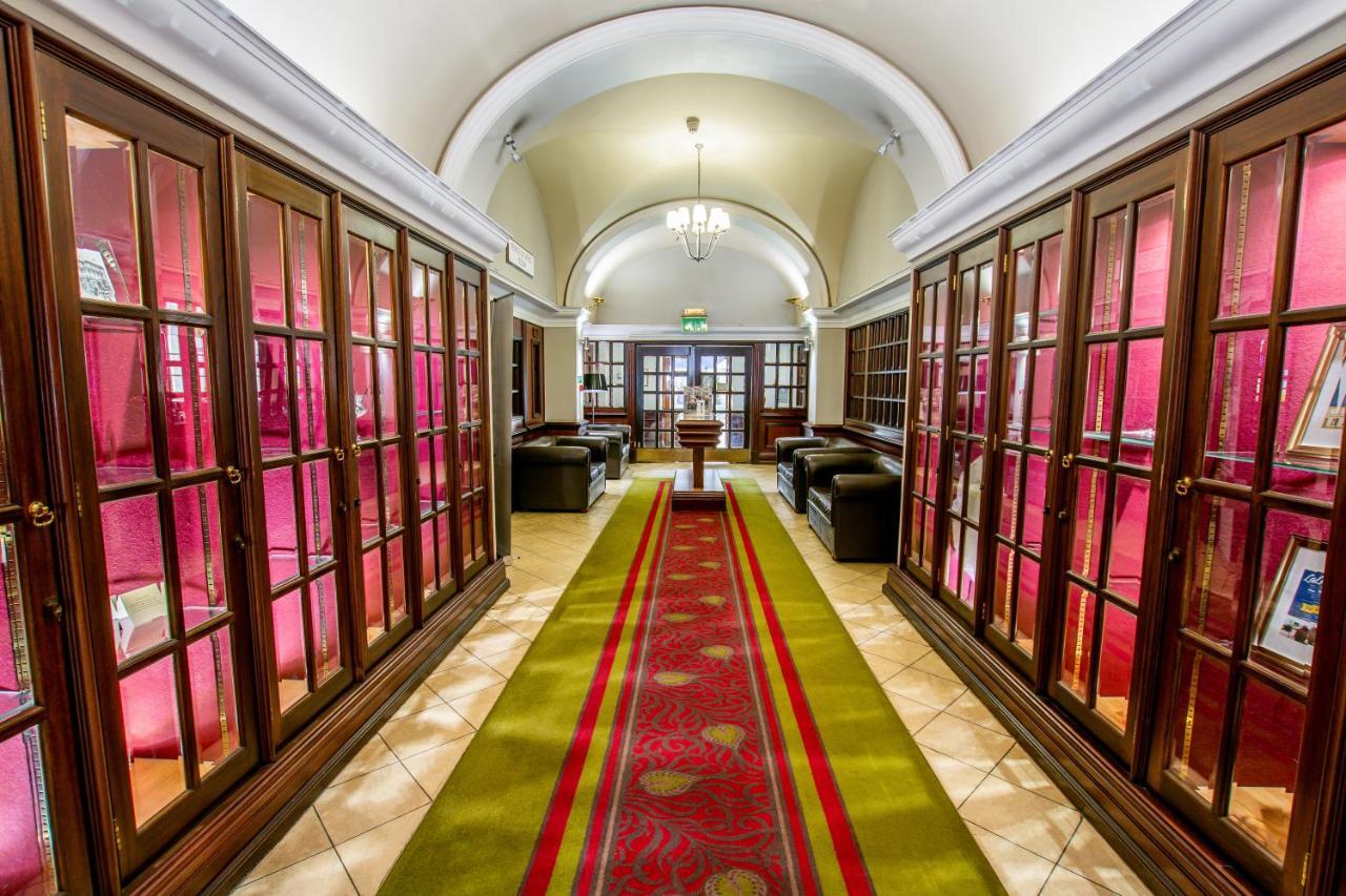 קינגסטון אפון הול The Royal Hotel Hull מראה חיצוני תמונה
